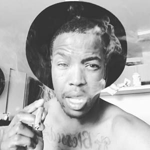 Meet your Posher, Roshane